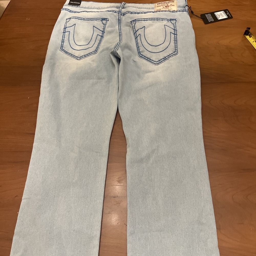 TRUE RELIGION 36x34 Ricky Big T Jeans Mens Light Wash Straight 701453 NWT - Picture 9 of 11